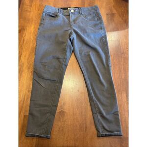 Woman’s Democracy Ab Technology ankle crop pants size 10